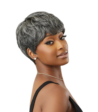 Outre Fab & Fly Gray Glamour Wig- Arlette